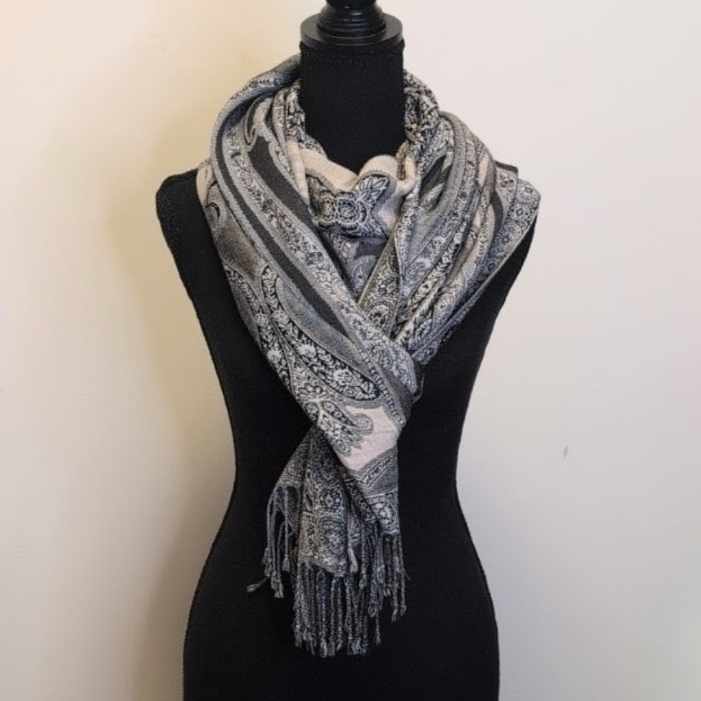 Paisley Fringe Scarf Black and Cream 21x 76